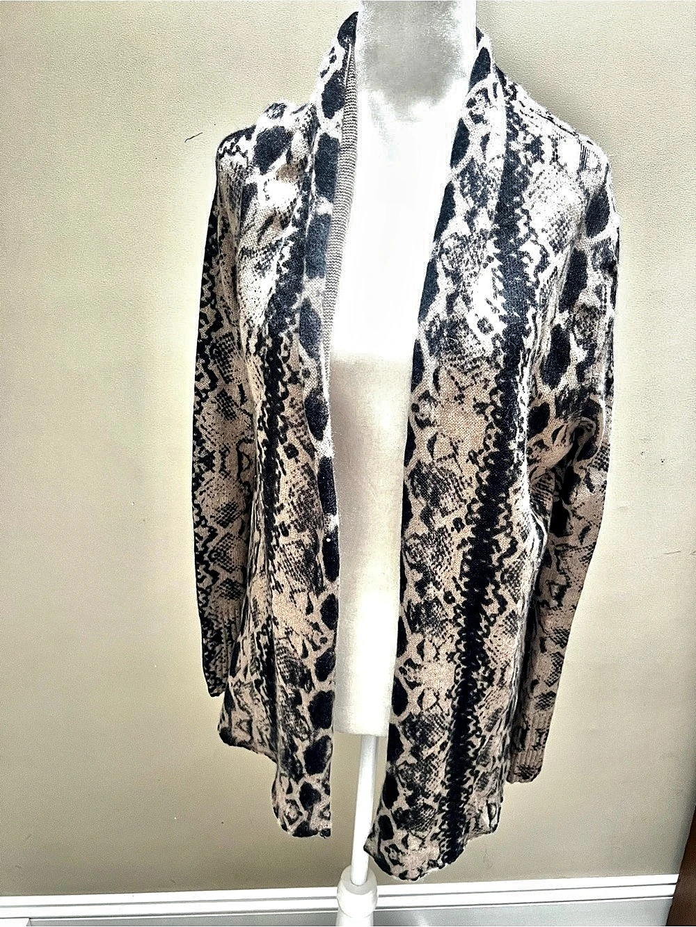 White + Warren Cashmere Snakeskin Print Open Front Cardigan Small